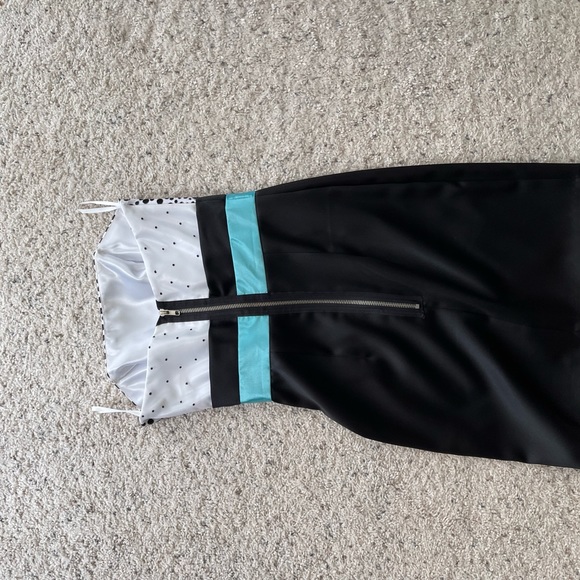 Cocktail dress - Picture 2 of 3